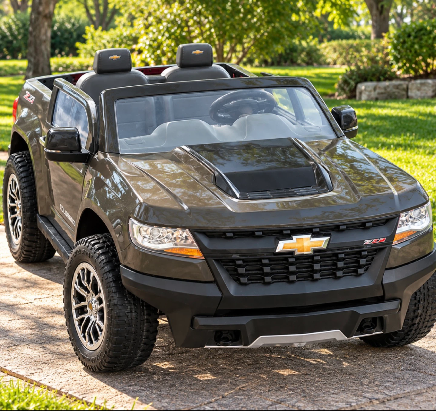 Chevrolet Colorado Z71 Ride-On Toy Truck - photo 4