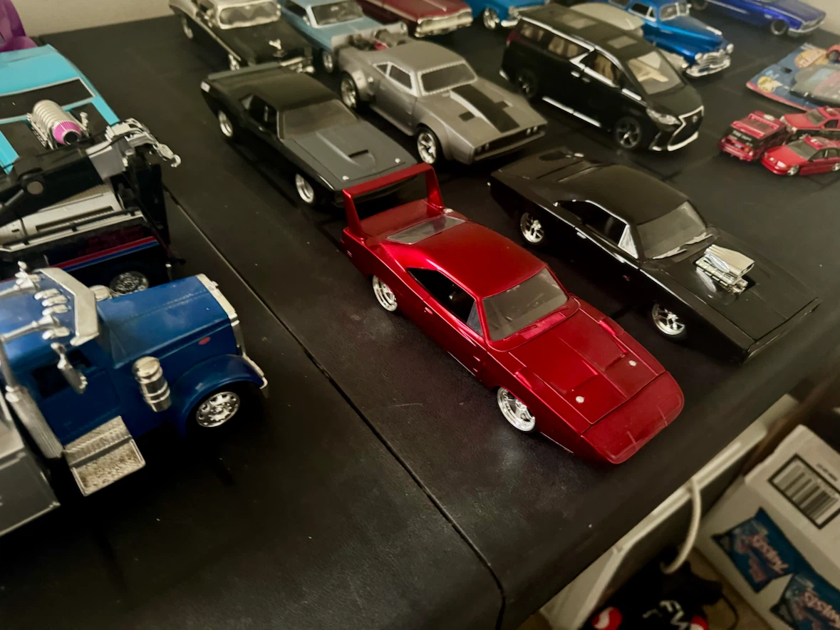 Diecast Trucks and Cars. - photo 5
