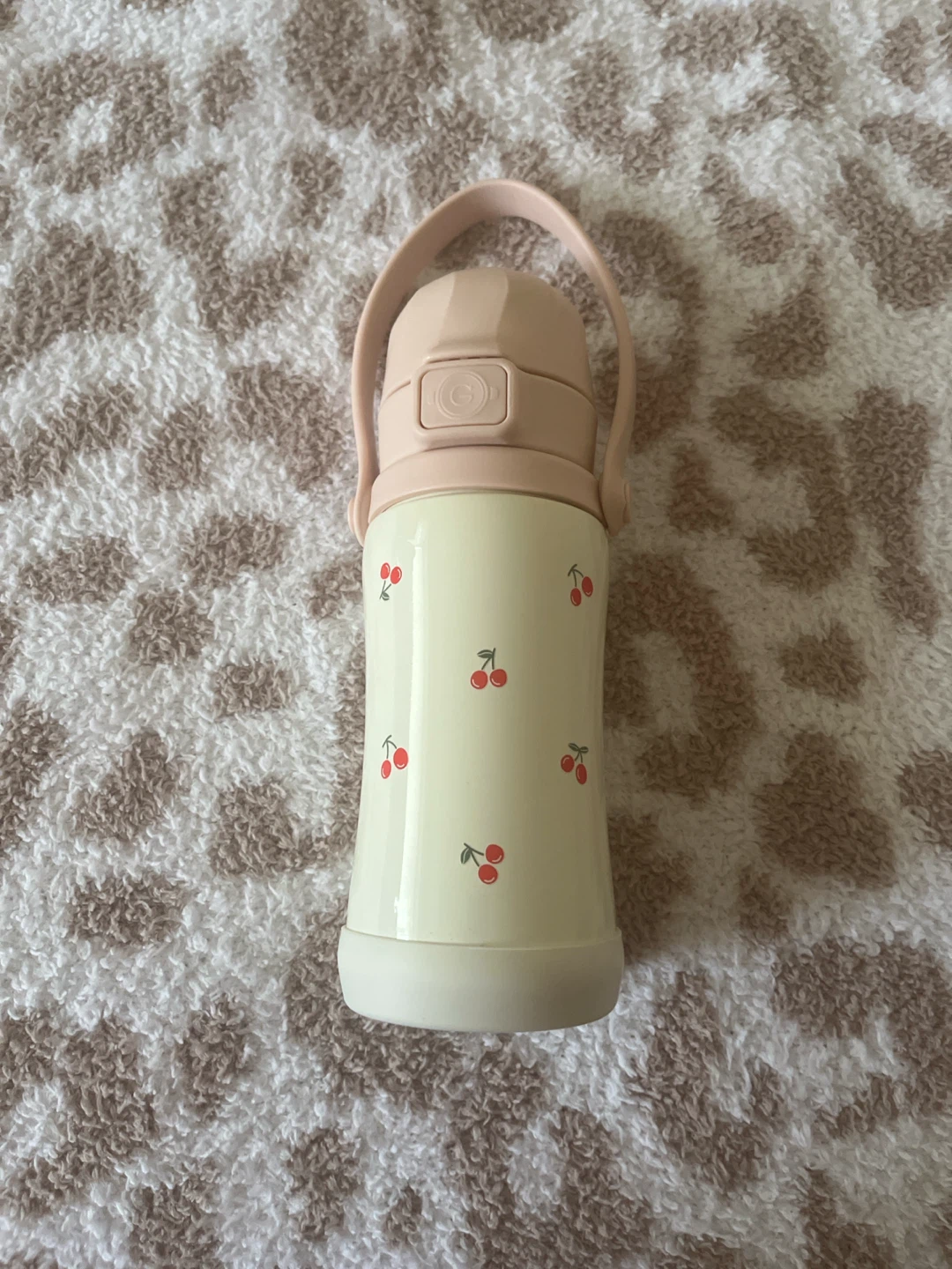 Cherry pattern insulated water bottle