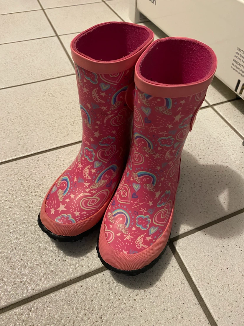 Elements Rain Boots Size 9