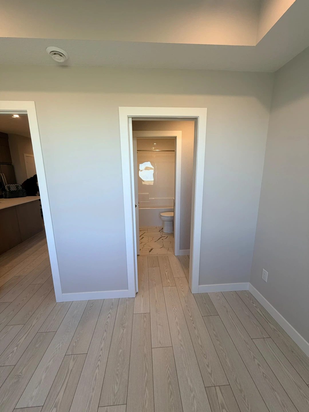 2 Bed/1 Bath 4th Floor Condo | Underground Parking + Storage - photo 3