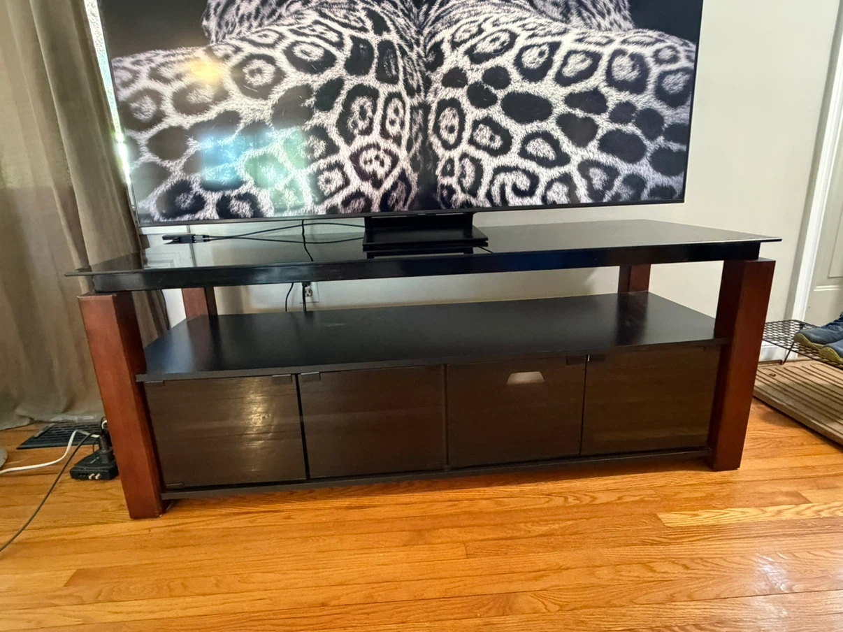 Sonax TV stand with tempered glass top - photo 2