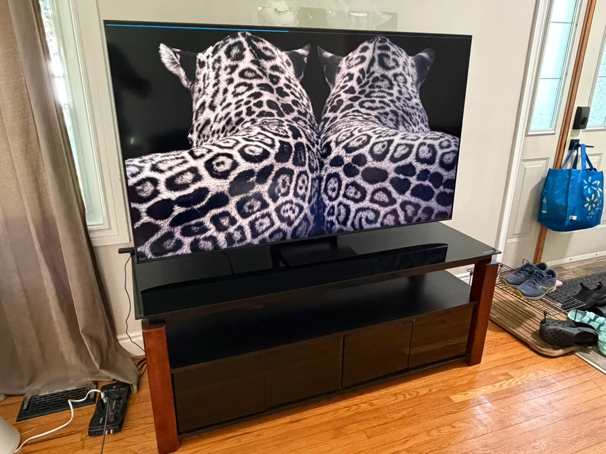 Sonax TV stand with tempered glass top - photo 3