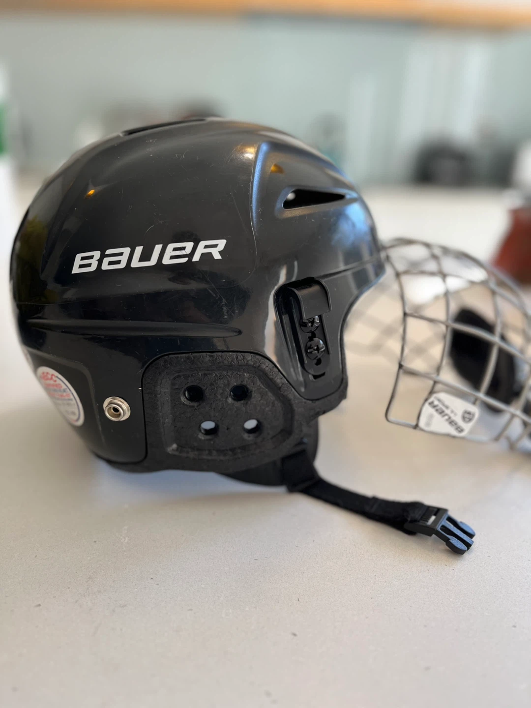 Bauer Lil' Sport Youth Hockey Helmet with Cage - photo 2