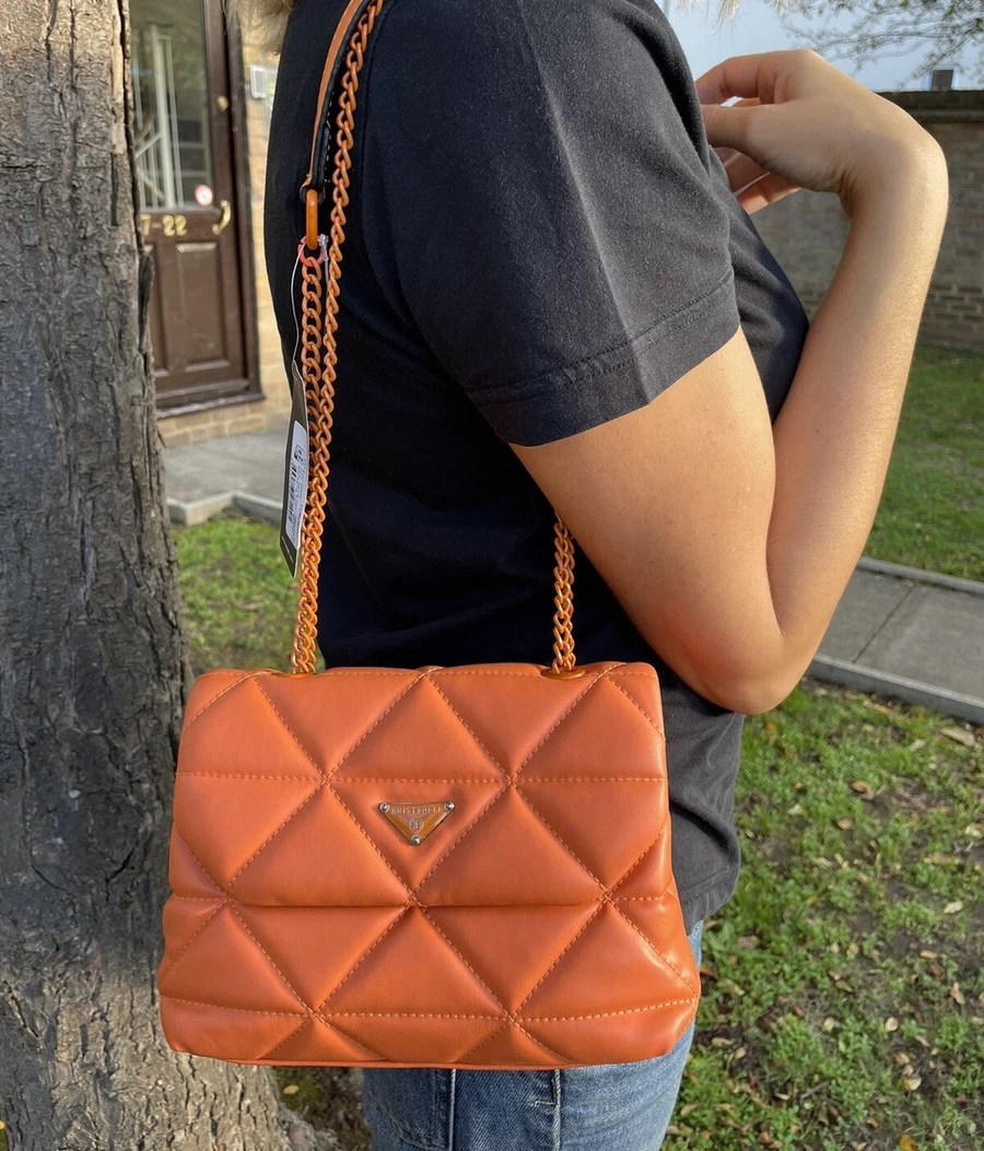 Prada Quilted bag - photo 5