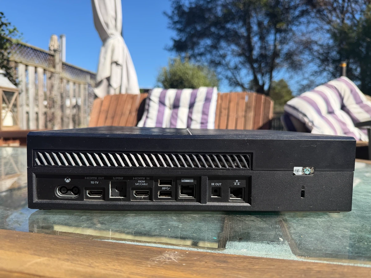 Microsoft Xbox One Console - photo 2