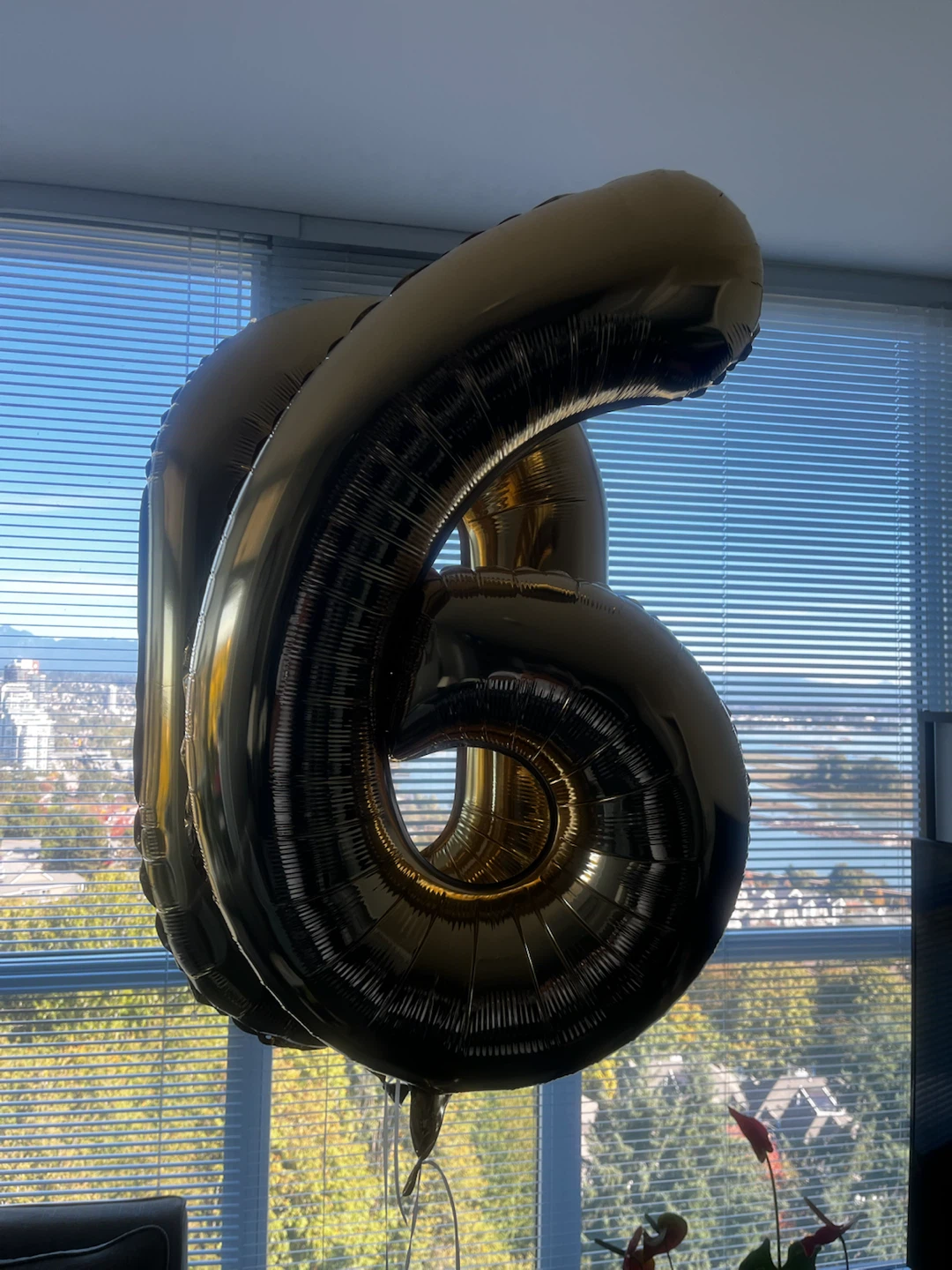 Gold Number 60 Balloon Set