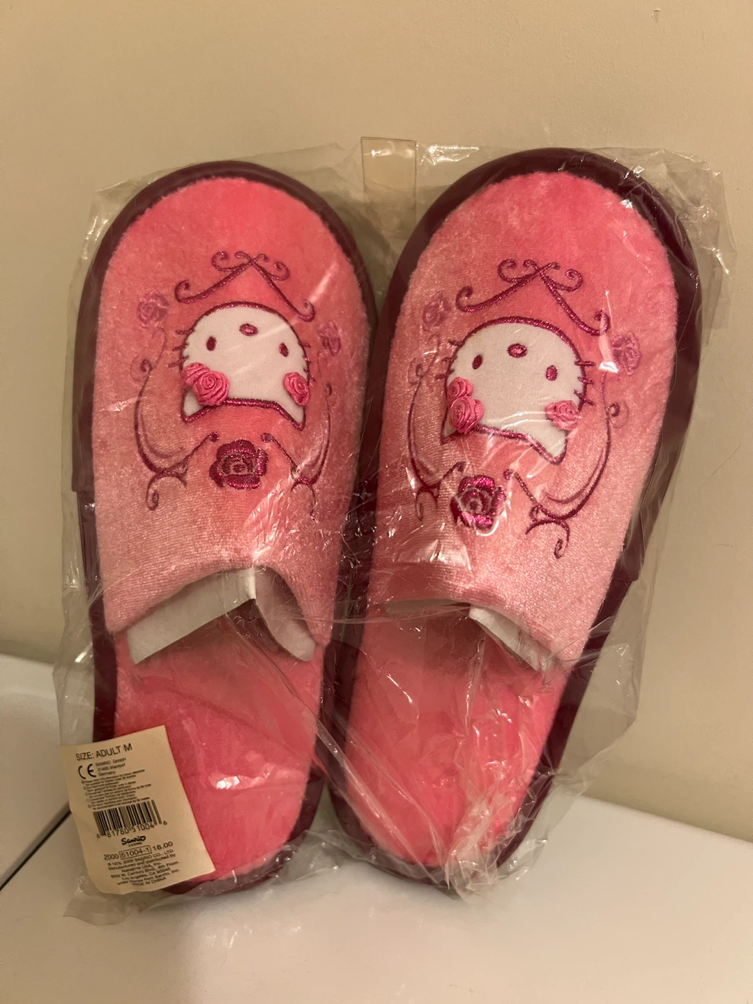 Sanrio Hello Kitty Slippers