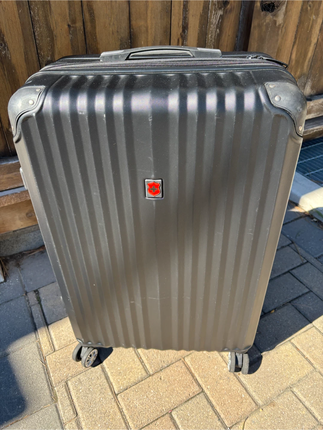 Royal Swiss Black Hardside Spinner Luggage - photo 2