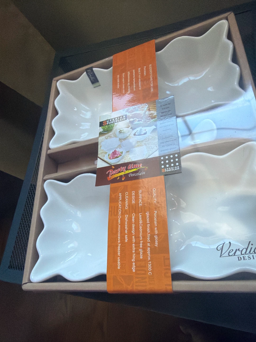 Verdici Superior Porcelain Party Time Dish Set