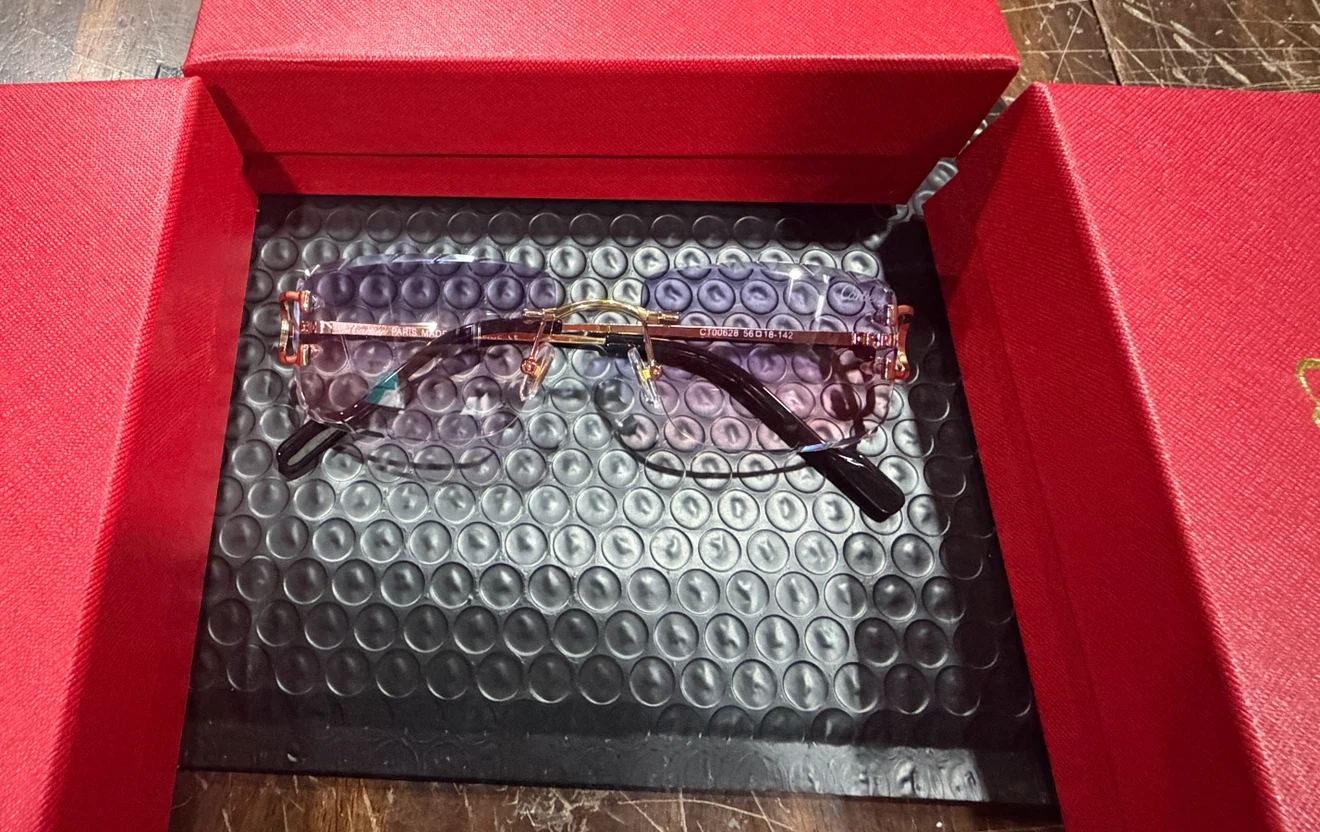 Rimless sunglasses tinted and clear