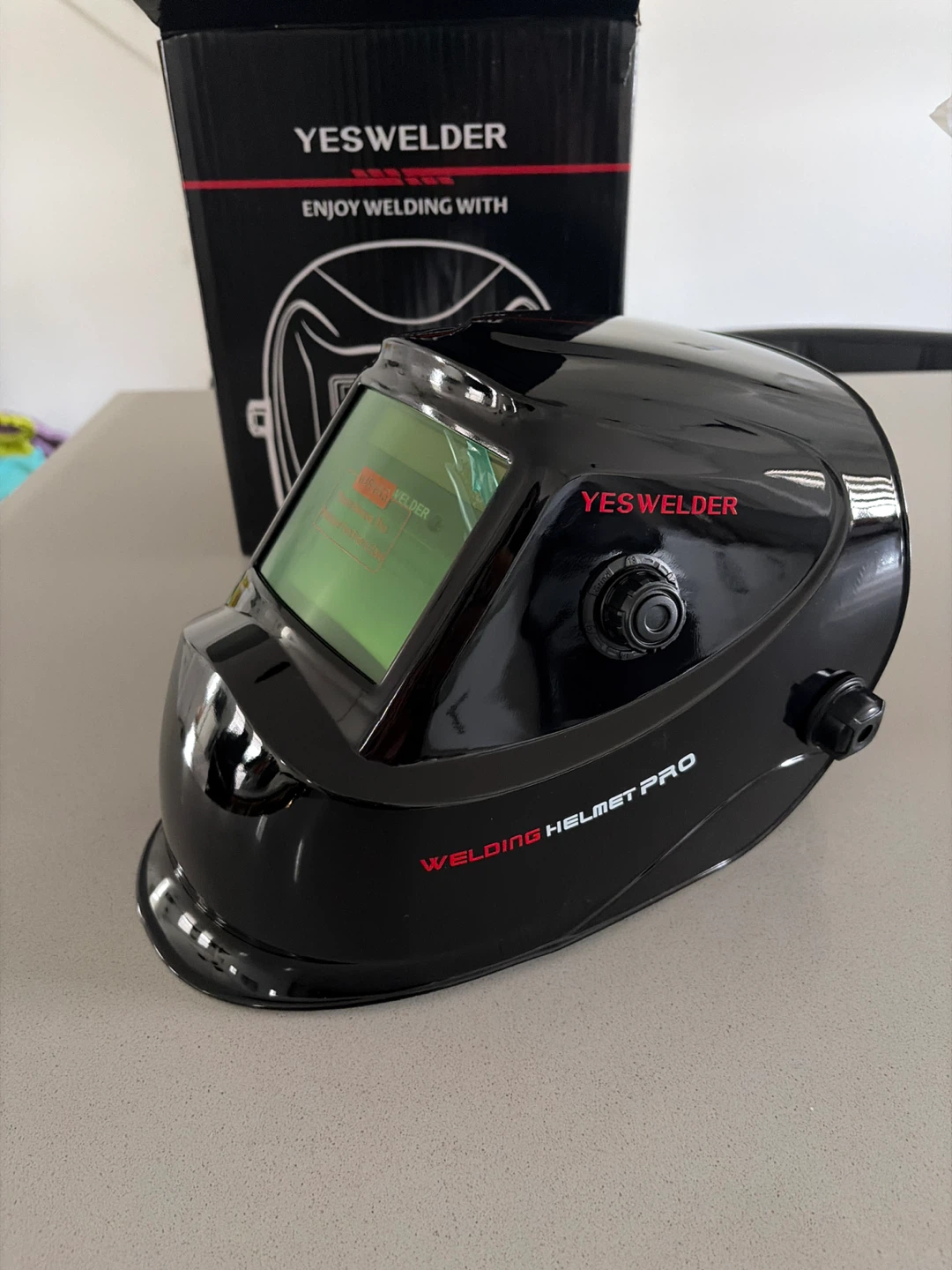 YESWELDER Welding Helmet Pro