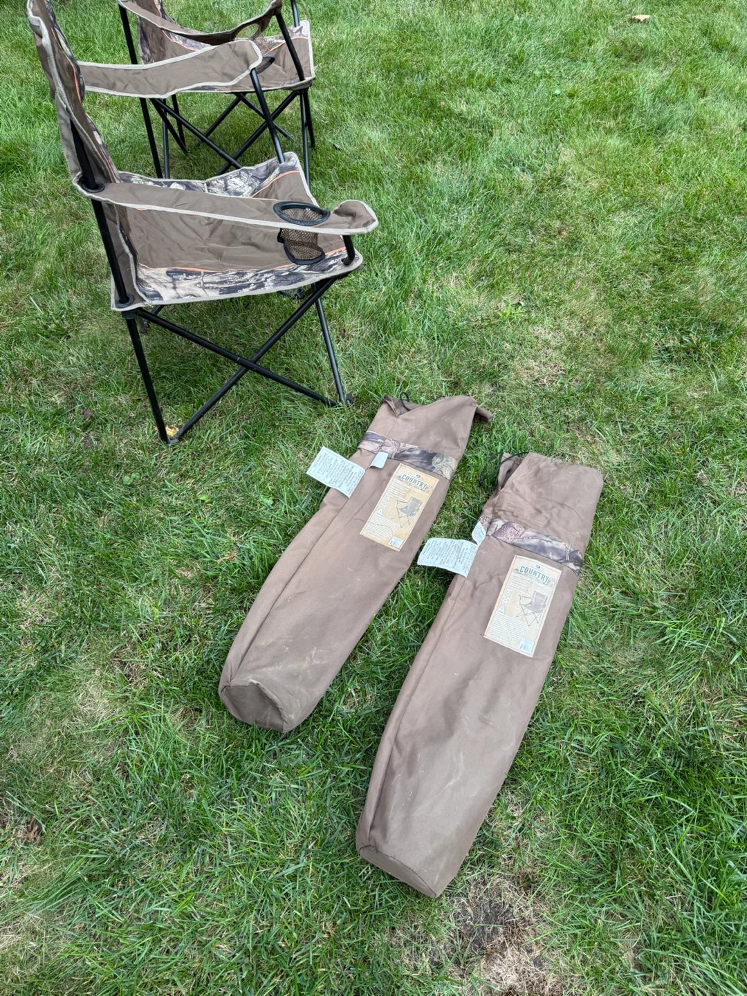 2 Mossy Oak Country Camo Folding Chairs - photo 4