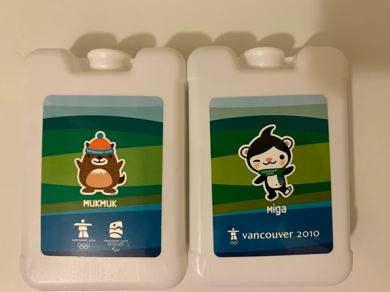 Set of 4 Vancouver 2010 Reusable Ice Packs - photo 3