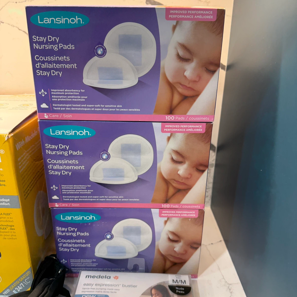Medela Sonata Double Electric Breast Pump + Huge Accessories Lot - photo 4