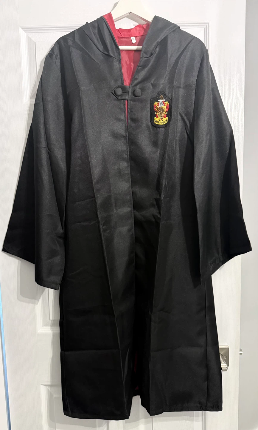 Harry Potter Gryffindor Robe Size XL - photo 2