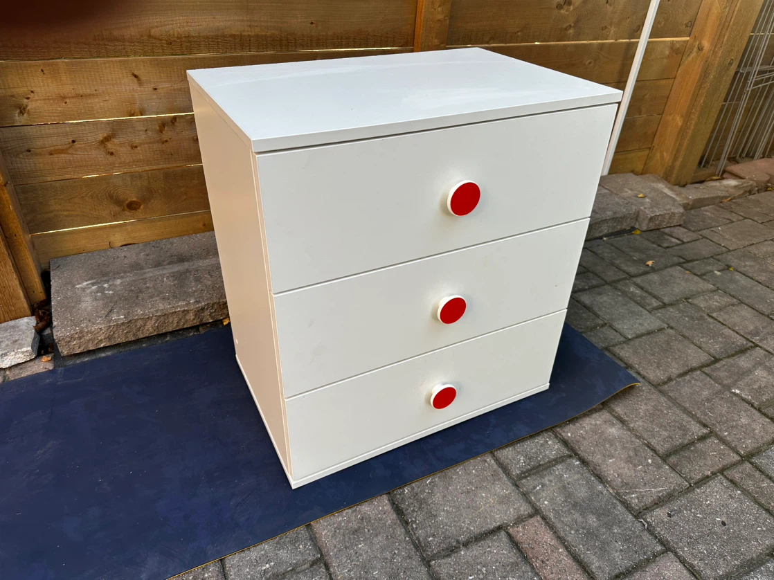 White 3-Drawer Chest/Dresser - photo 3