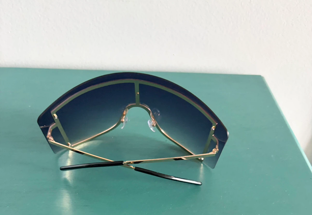 Oversized Shield Sunglasses - photo 3
