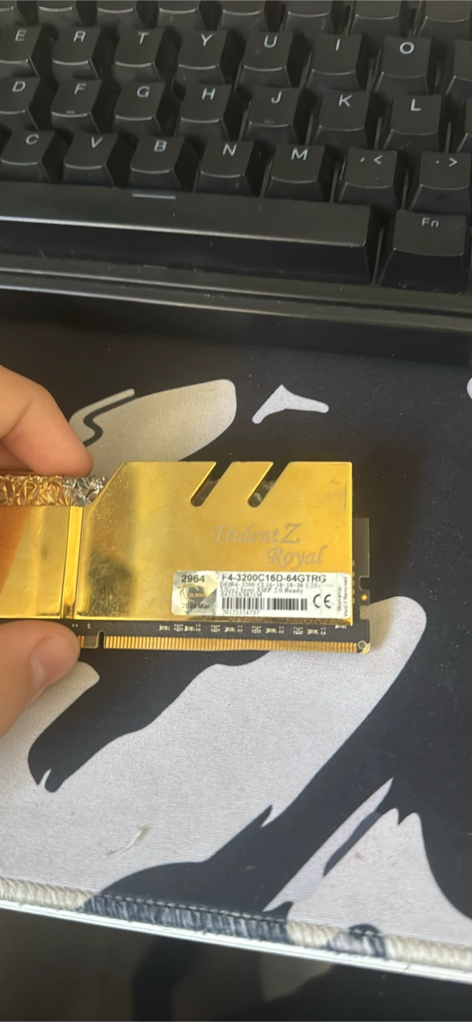 G.Skill Trident Z Royal DDR4 RAM (Check the description) - photo 5