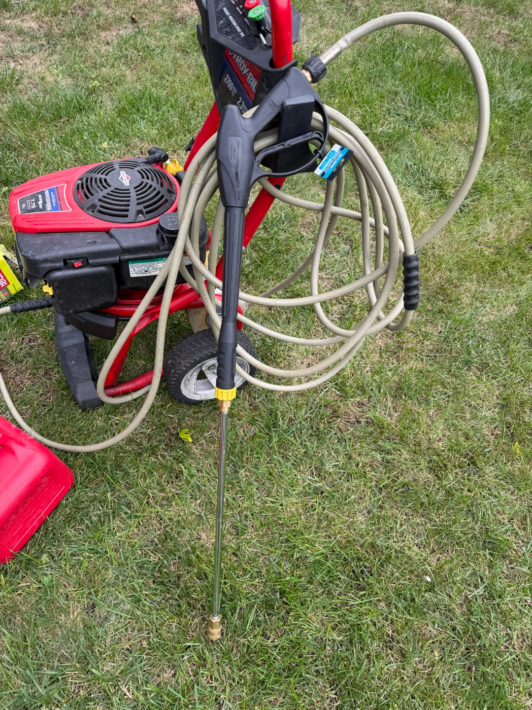 Troy-Bilt 2700 PSI Gas Pressure Washer + Surface Cleaner - photo 4