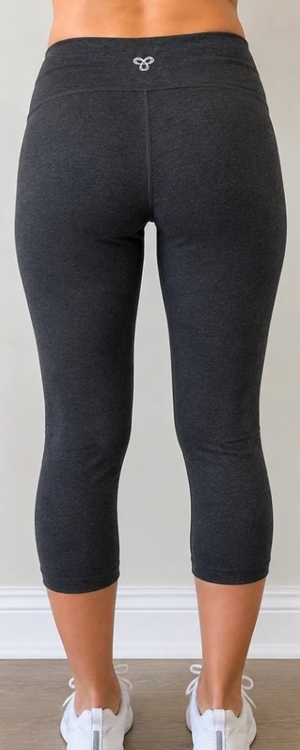 TNA Charcoal Grey Capris Size Small - photo 2