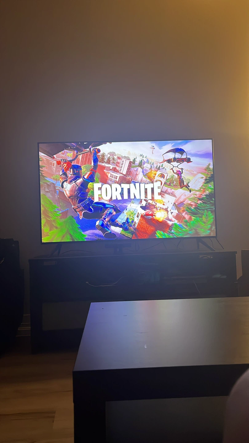 Samsung 4K Smart TV + IKEA Brimnes TV Bench BUNDLE - photo 5