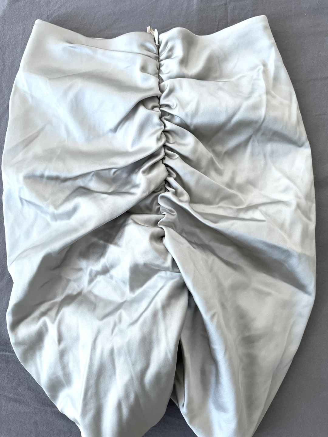 Brand New Aritzia Wilfred Zadie Satin Ruched Mini Skirt – Size 0 - photo 4