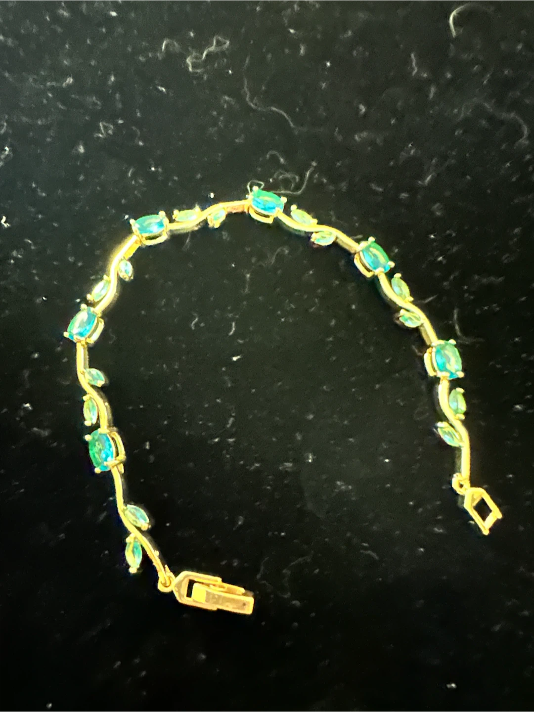 14k laminated Gold-tone bracelet with green leaf-shaped stones - photo 2