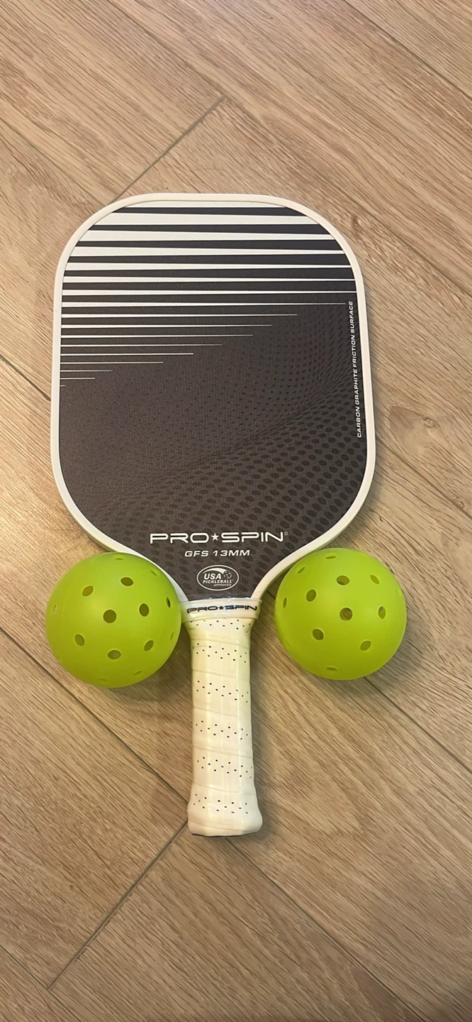 PRO SPIN Pickleball paddle