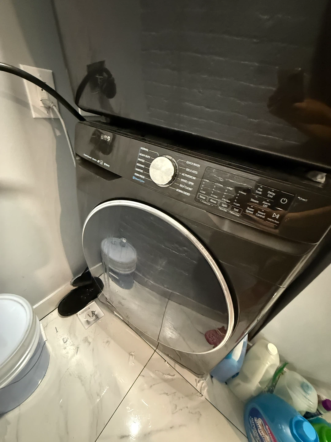 Samsung Stacked Washer and Dryer Set - photo 2