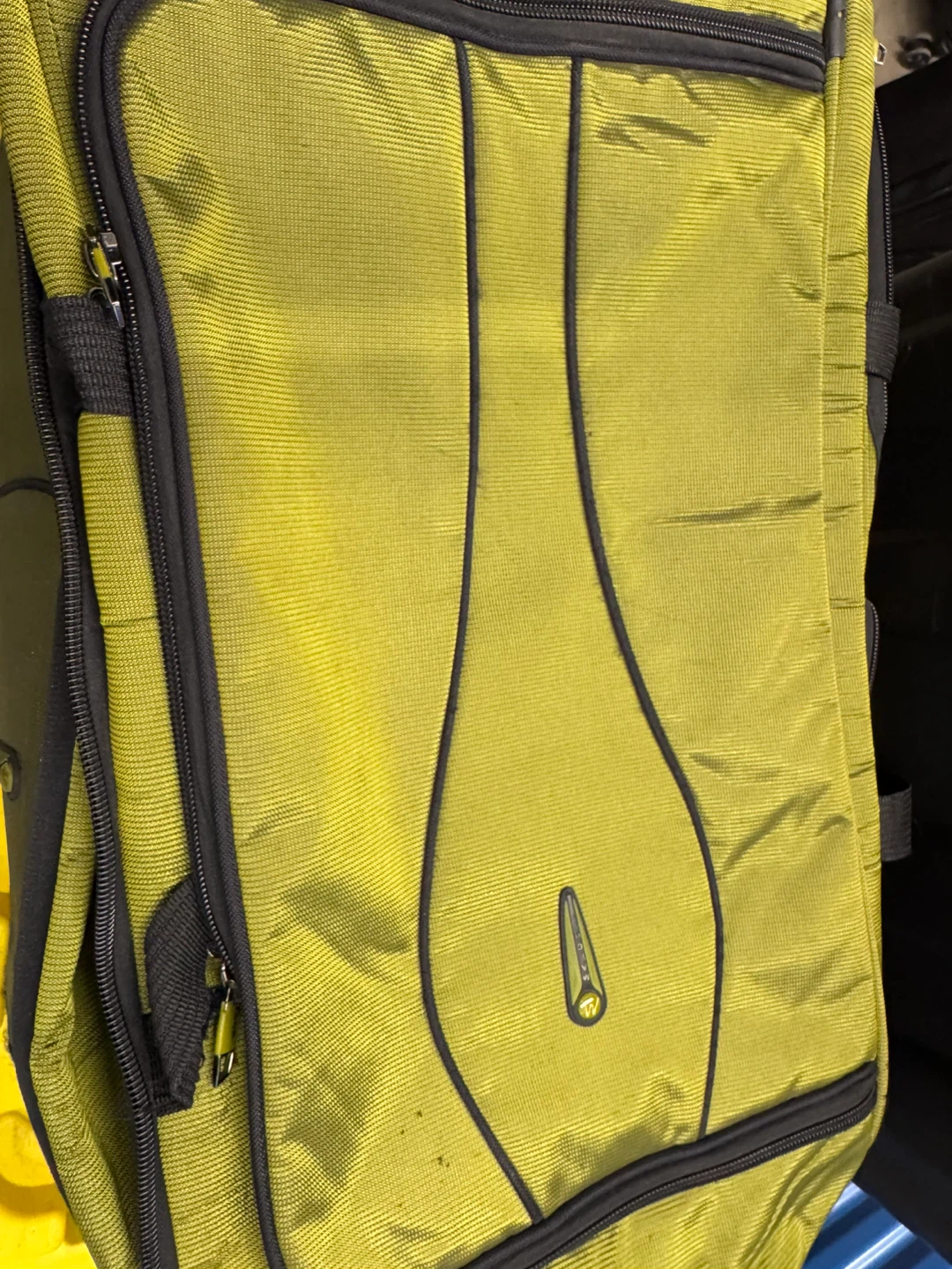 Marco lime green rolling suitcase - photo 4