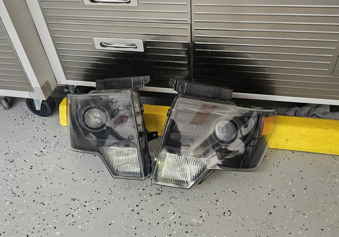 2011-2014 Ford F-150 Xenon HID Headlight Black SET - photo 5