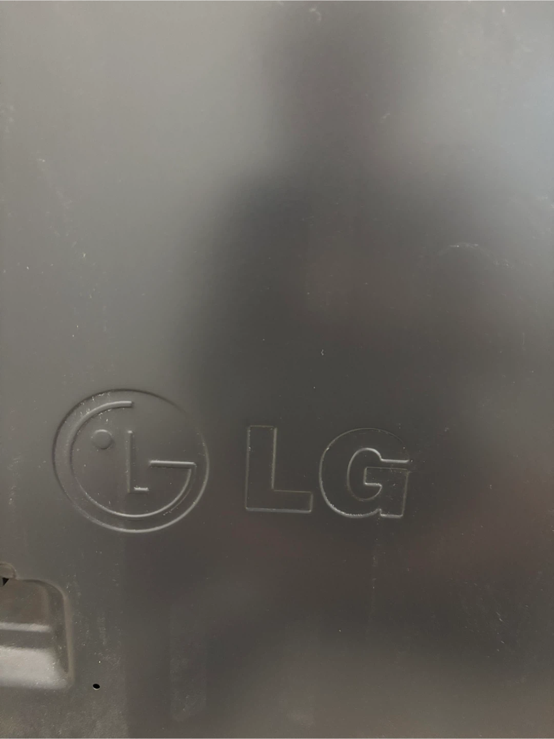 LG 47-inch 47LS5700 LED Television - photo 2