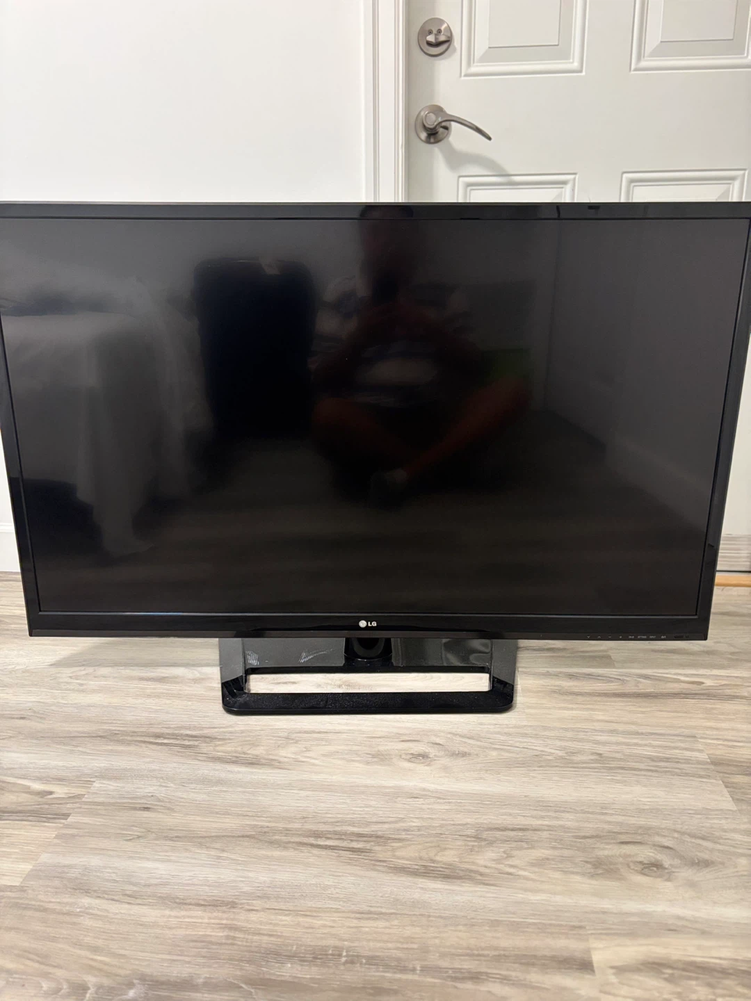 LG 47-inch 47LS5700 LED Television - photo 5
