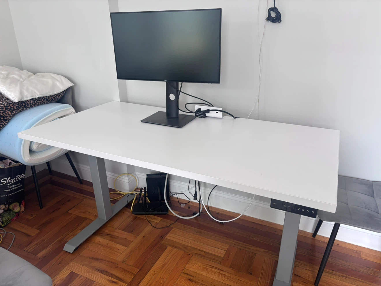 AMQ Electric Standing Desk – Height Adjustable - photo 2