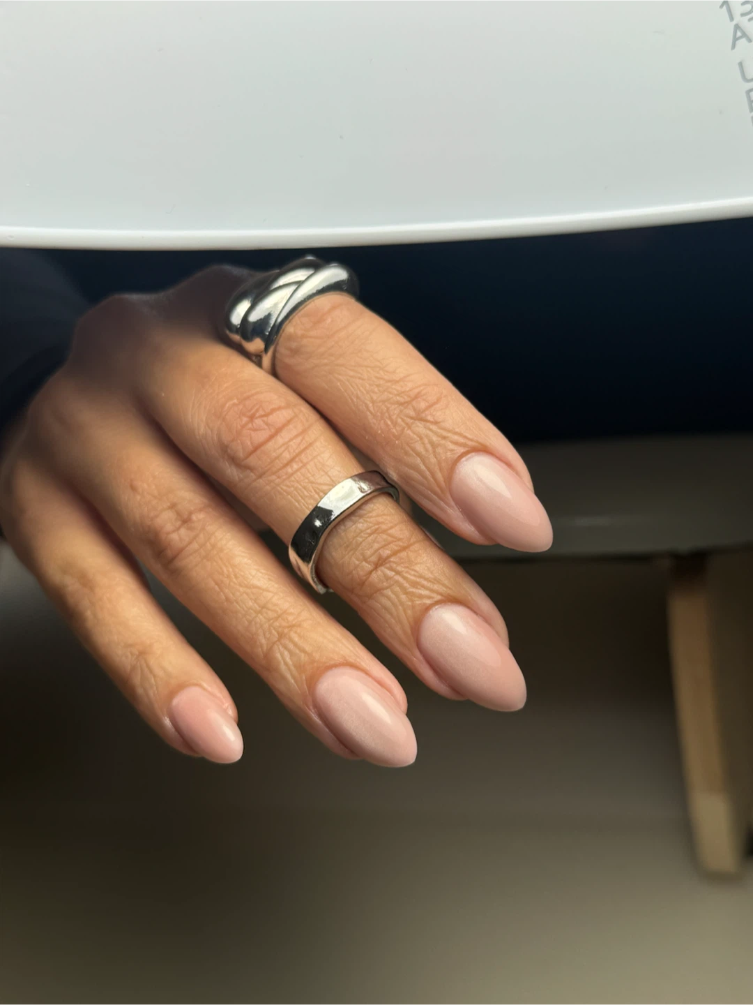 Professional Gel Nail Services - photo 2