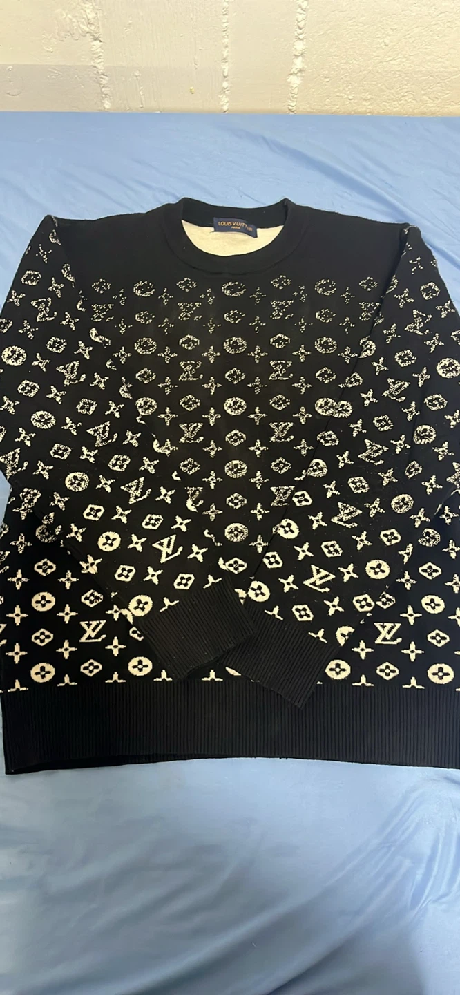 Louis Vuitton Monogram Sweater - photo 2