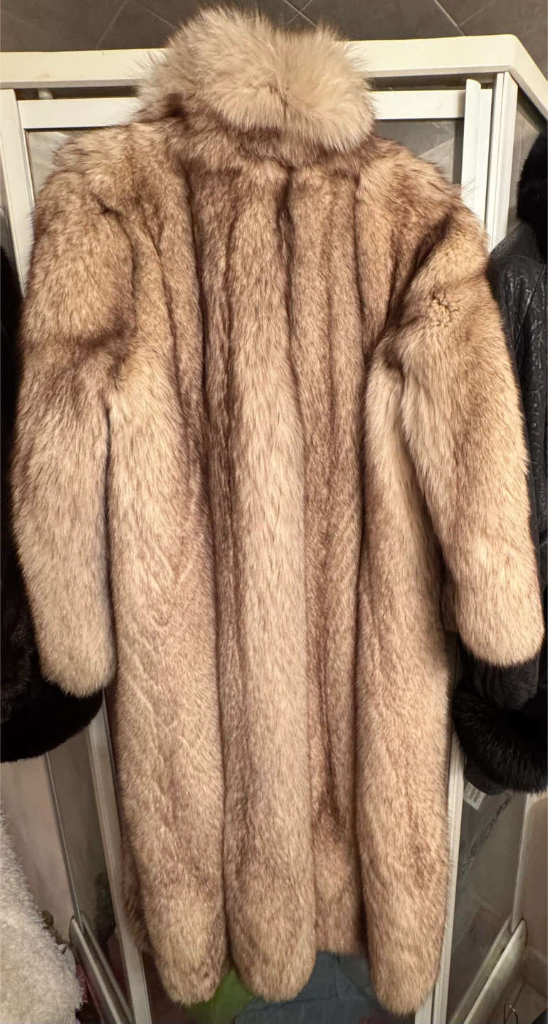 Coyote/wolf Fur Jacket - photo 2