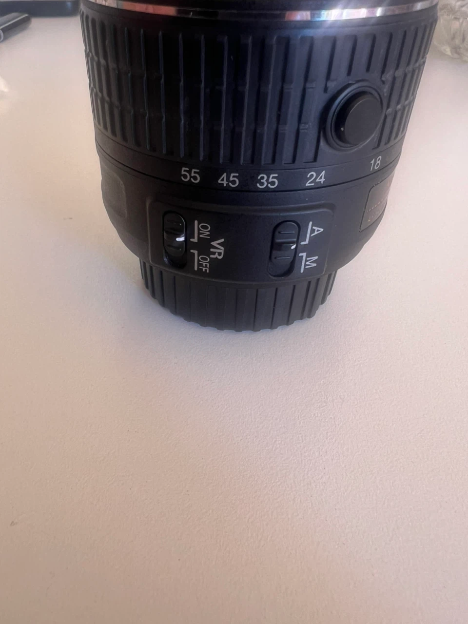 Nikon AF-S DX NIKKOR 18-55mm f/3.5-5.6G II Lens - photo 3
