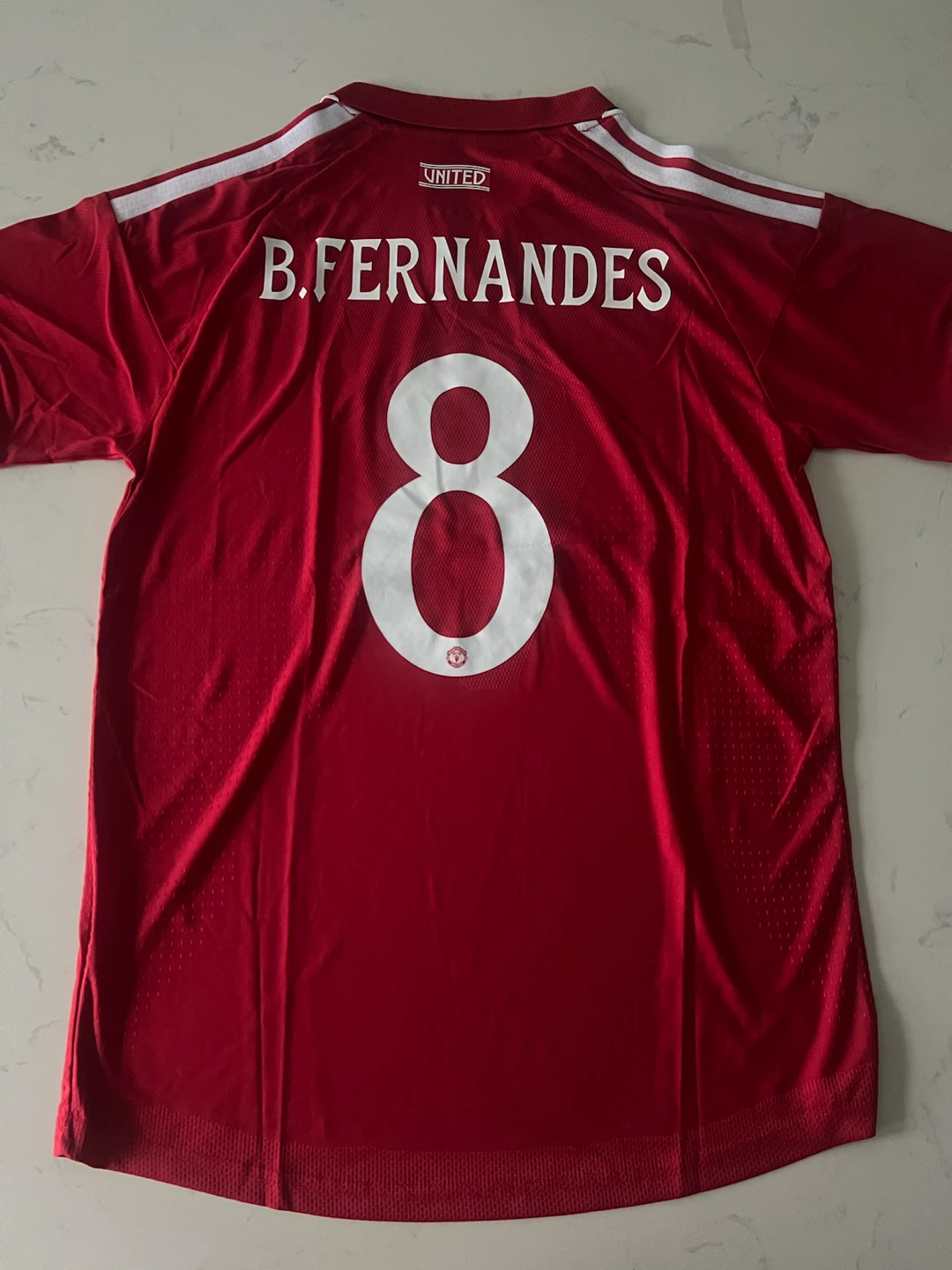 Manchester United B. Fernandes Jersey - photo 2