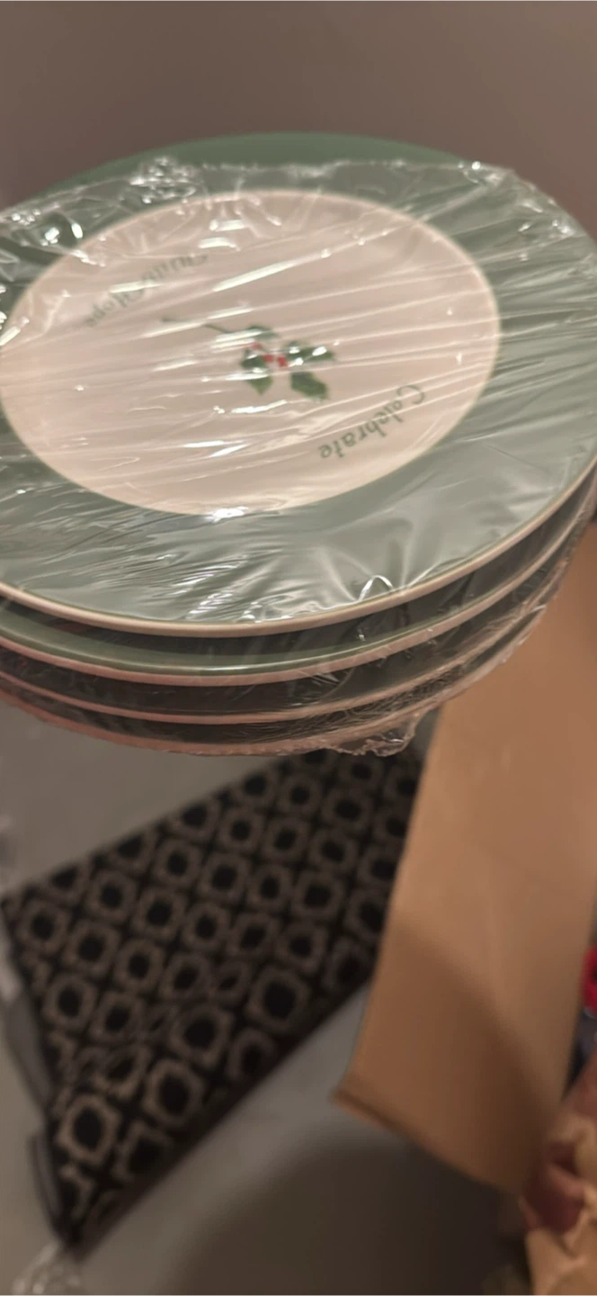 Assorted Household Item Bundle - photo 5