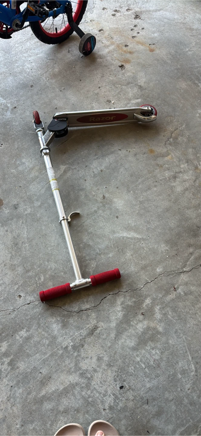 Assorted Household Item Bundle - photo 3