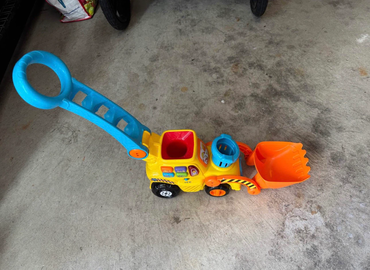 VTech Push and Pop Bulldozer Toy - photo 2