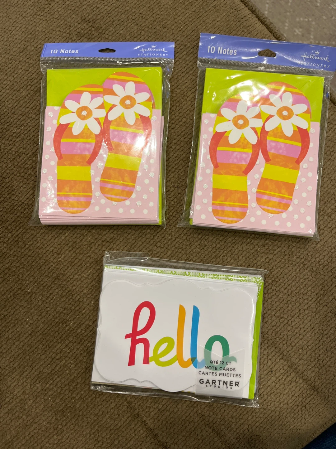 Assorted Hallmark and Gartner Note Cards