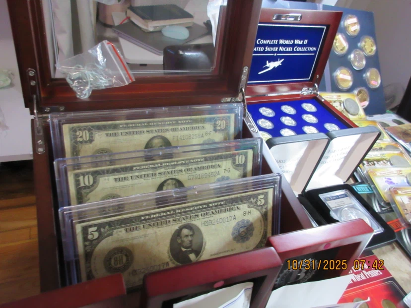 Bradford Exchange Commemorative Coin and Currency Set - photo 5