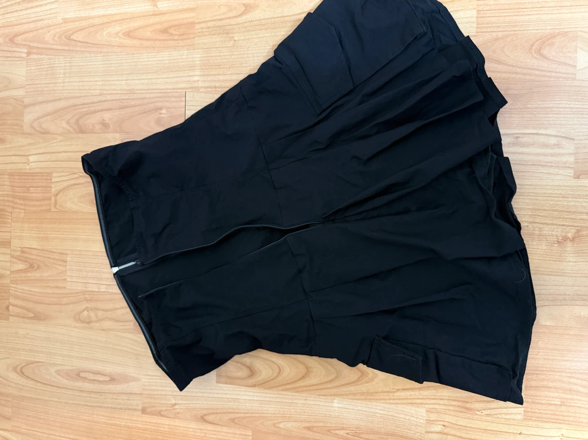 Black strapless grommet detail dress - photo 2