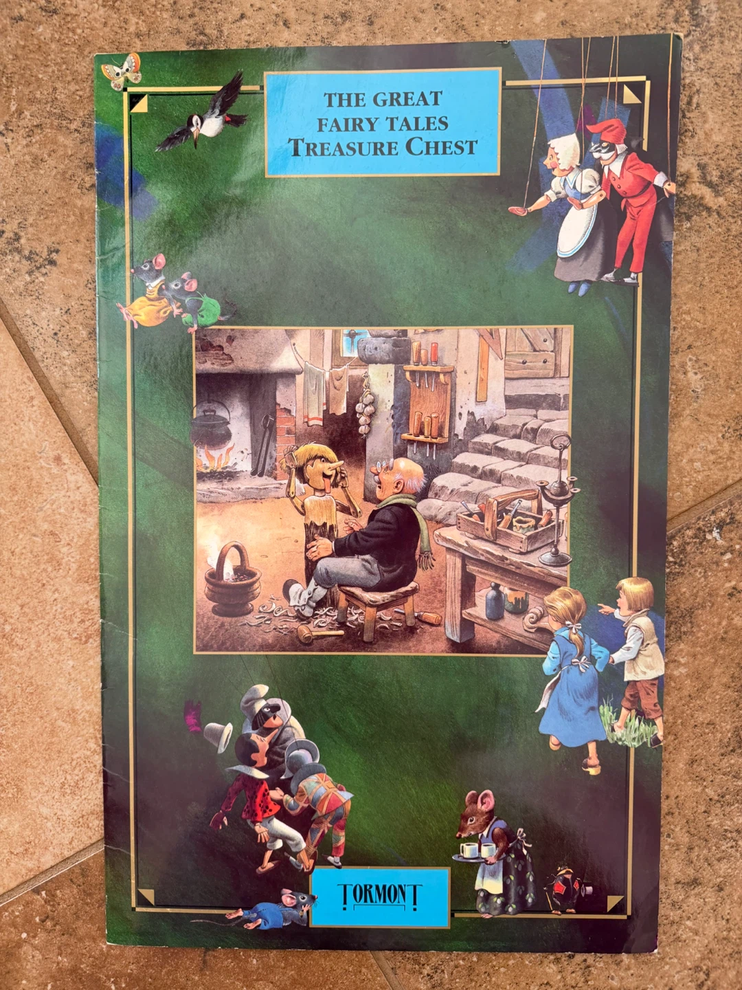 3 books - The Great Fairy Tales Treasure Chest Books - photo 5