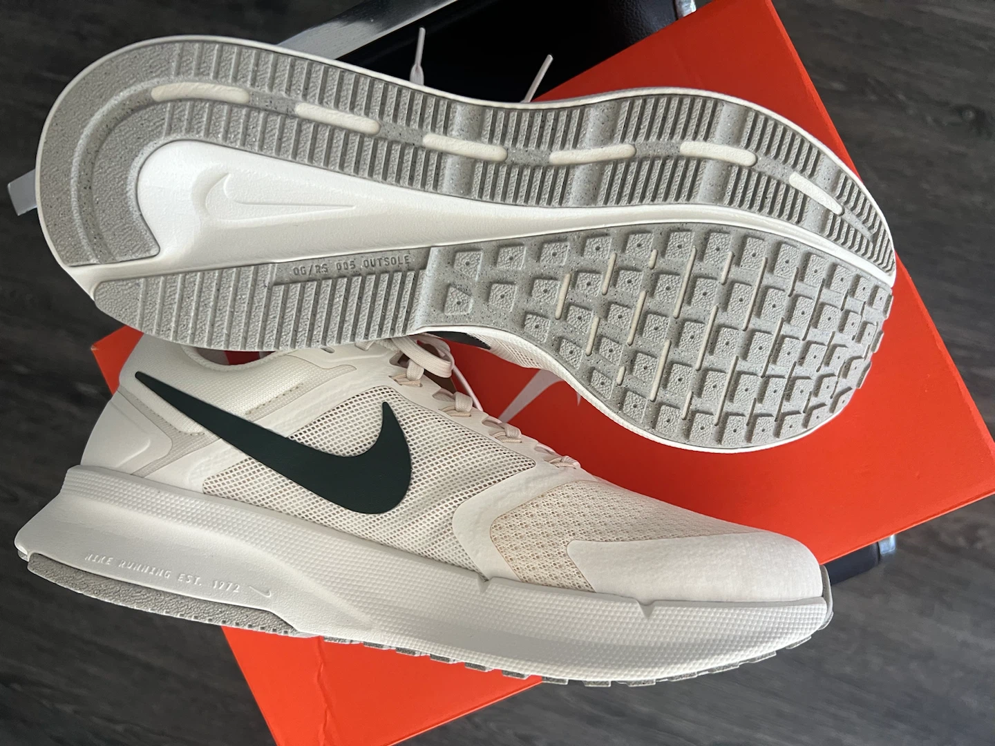 NEW Nike Run Swift 3 - photo 3