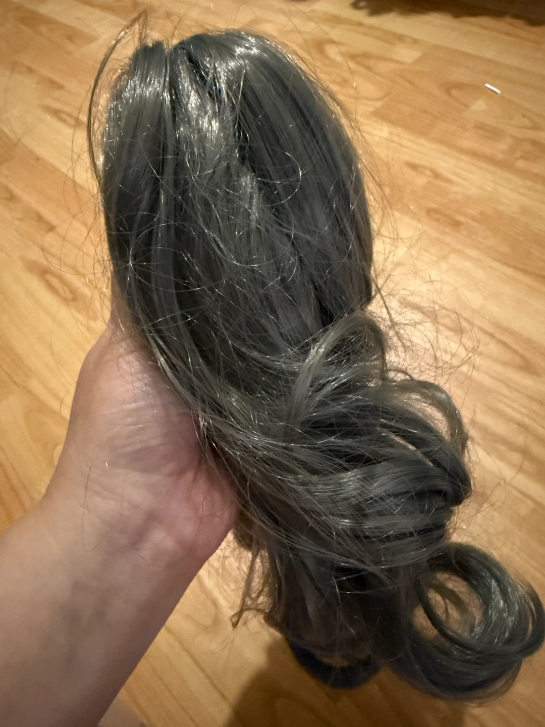 Grey Curly Claw Clip Hair Extension