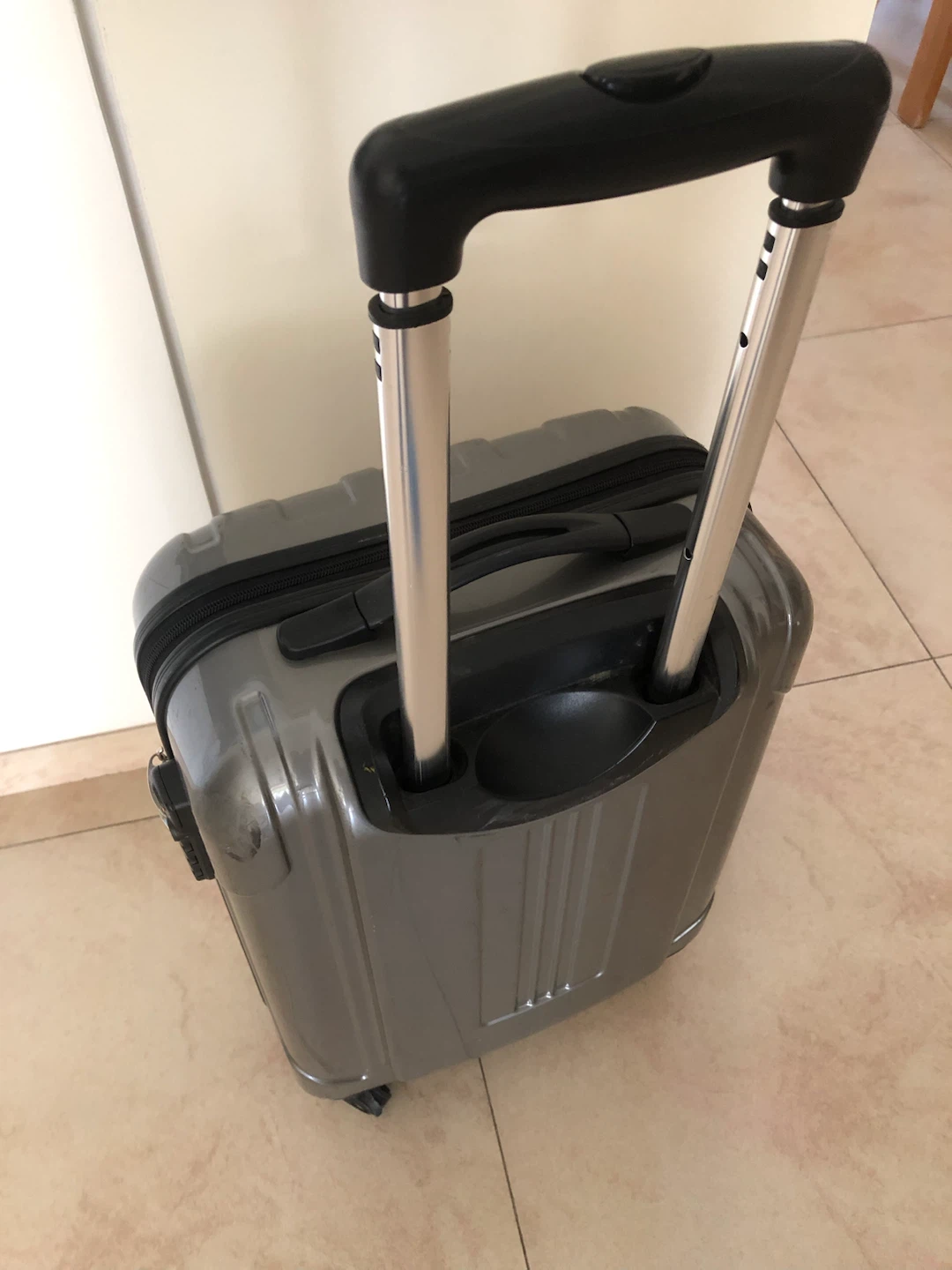 Samsonite Carry-On Luggage - photo 3